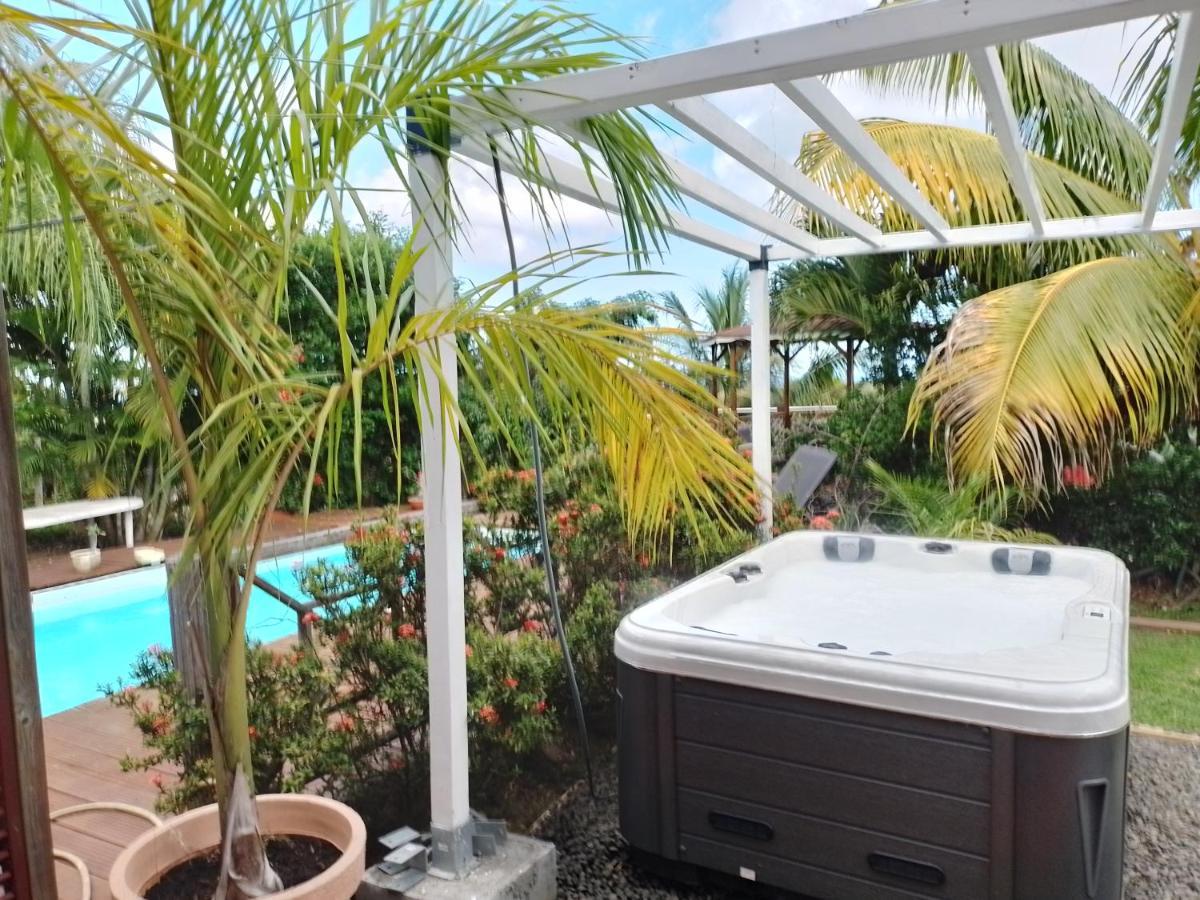Le Diamant Charmante Villa Pour La Famille Ou Entre Amis Spa Et Piscine Exterior foto